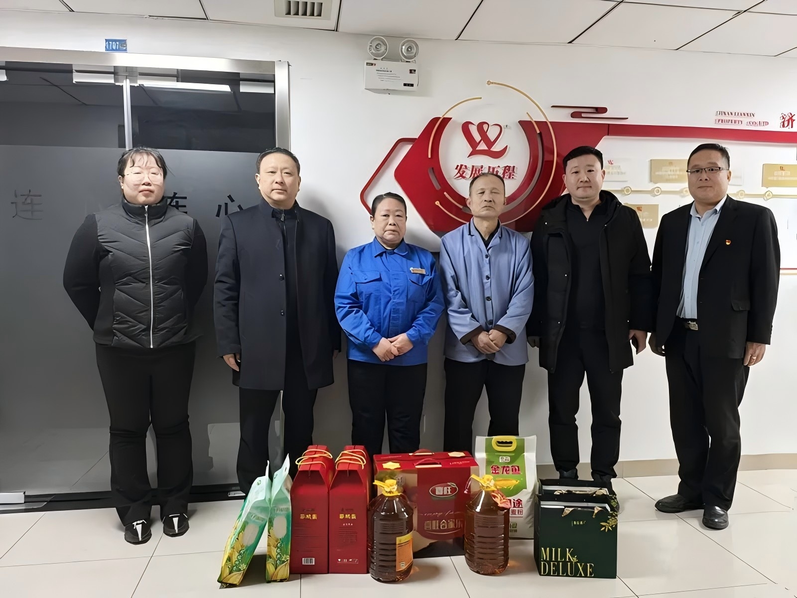 濟南市物業協會走訪慰問連心物業特困職工