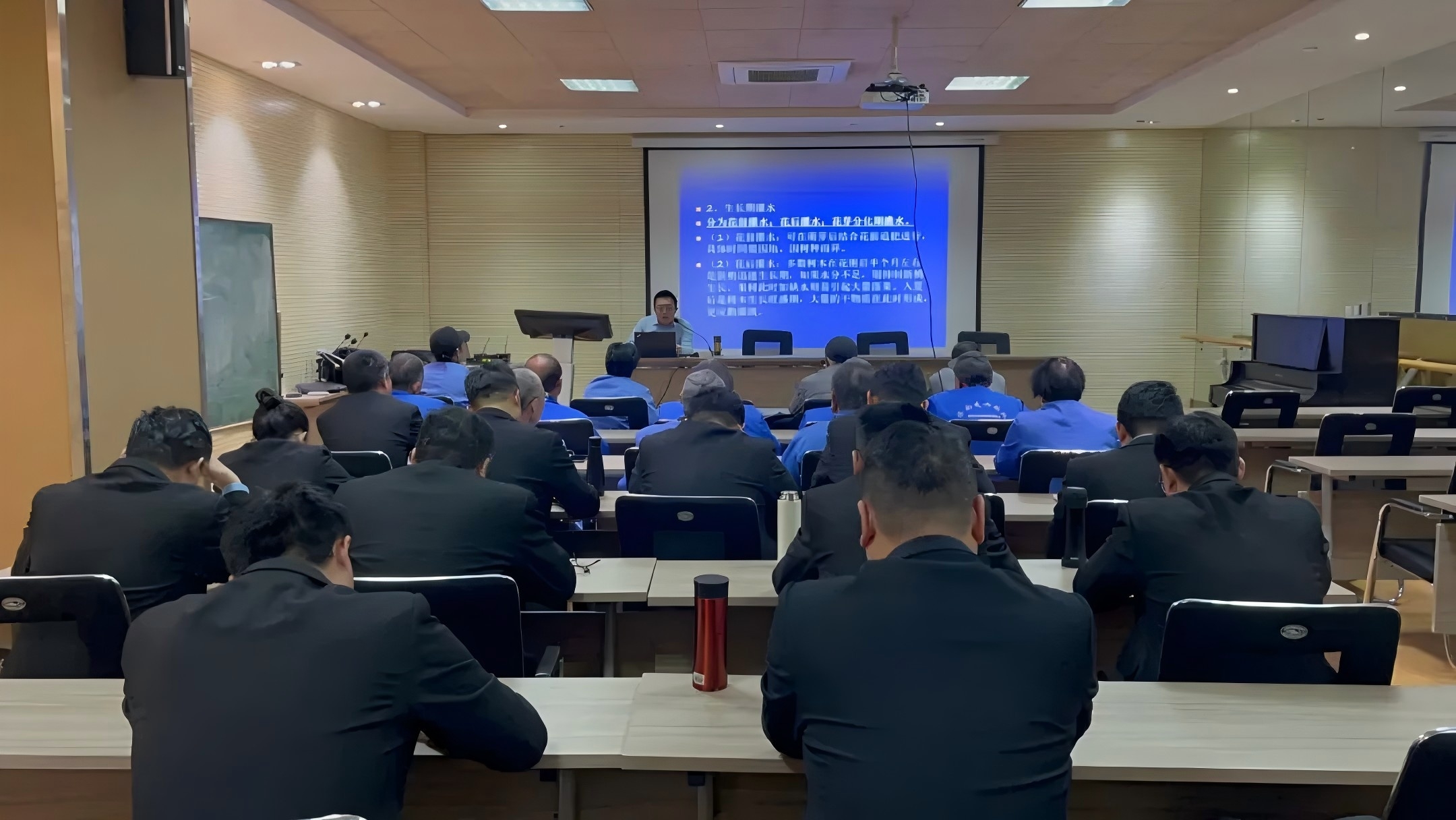 濟南連心物業舉辦綠化養護知識與修剪藝術專項培訓